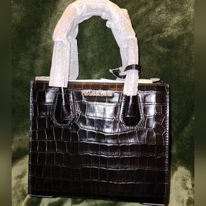 Michael Kors Mercer Medium Crossbody Messenger Satchel Purse HandBag Black